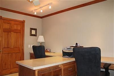 4th image of 307 Cherry Dr
