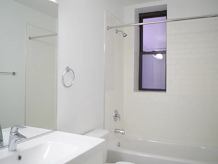 5507-5509 S. Hyde Park Boulevard — Photo 10