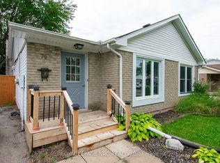 70 Oxford St, Saint Catharines, ON L2P3T6