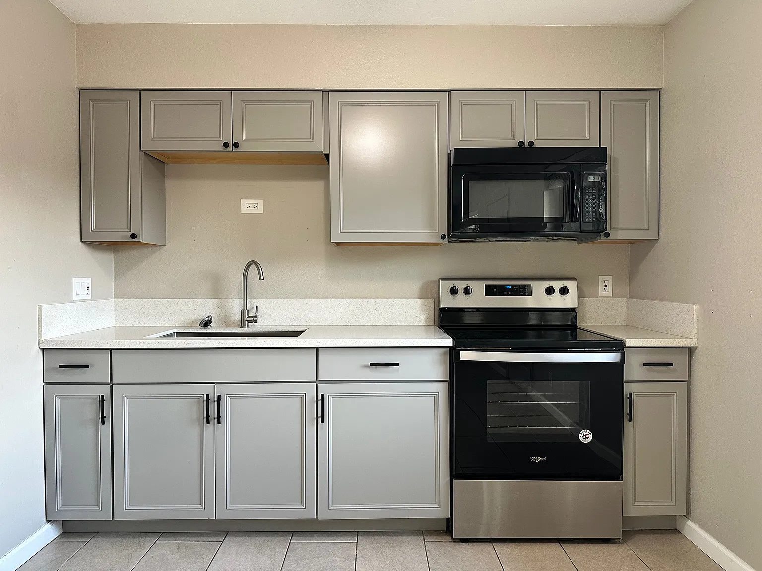 1810 E Virginia Ave — Photo 4