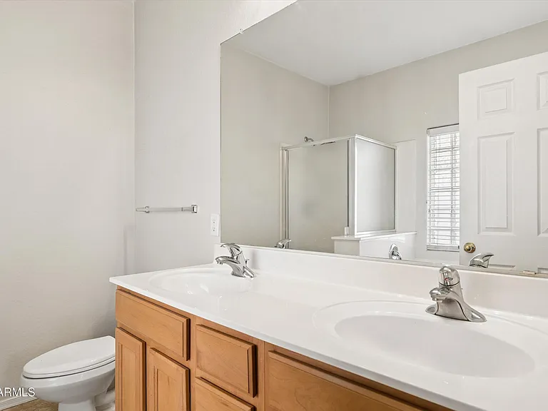 4323 W T Ryan Ln — Photo 15