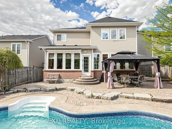74 Darius Harns Dr, Whitby, ON L1M 2G7