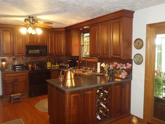 2nd image of 3008 Country Estates Dr