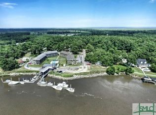 207 Azalea Rd #112, Midway, GA 31320