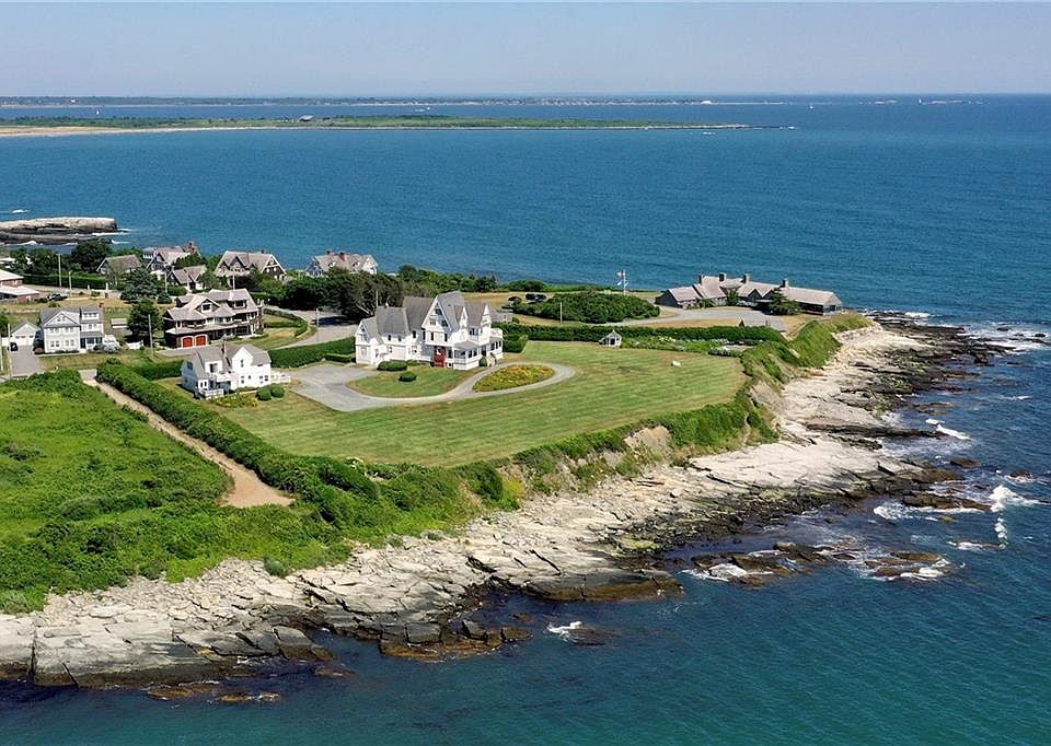 333 Tuckerman Ave Middletown RI Zillow