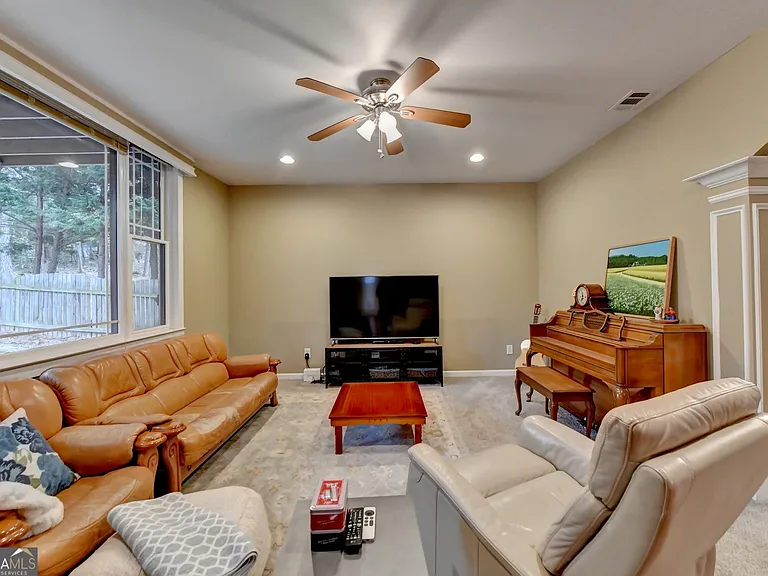 2213 Hamilton Mill Pkwy — Photo 19