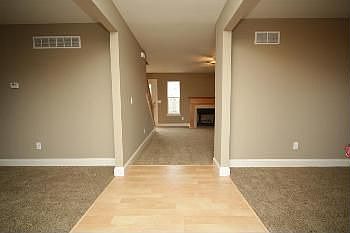 4th image of 532 Felicity Dr