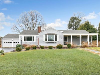 26 Harned Pl, Trumbull, CT, 06611