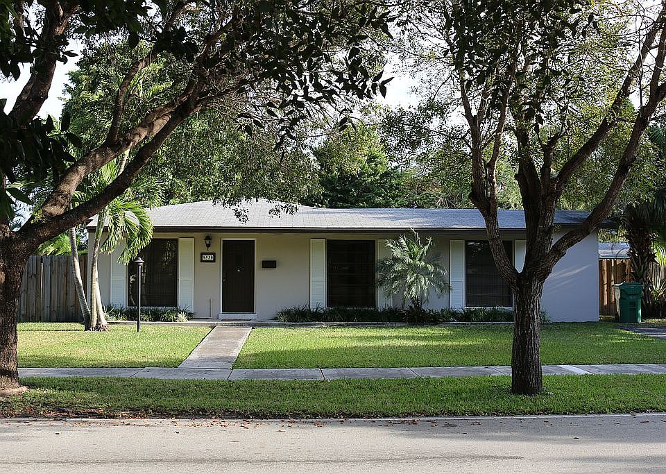 1st image of 9530 Tiffany Dr
