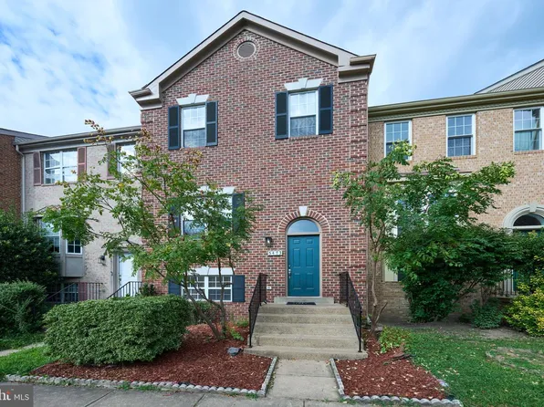 5473 Middlebourne Ln, Centreville, VA 20120