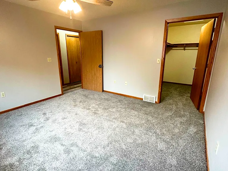 856 Kari Dr — Photo 9