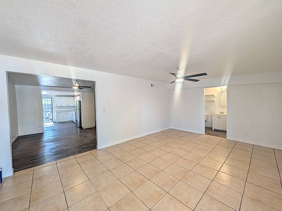 3rd image of 4574 E Lester St