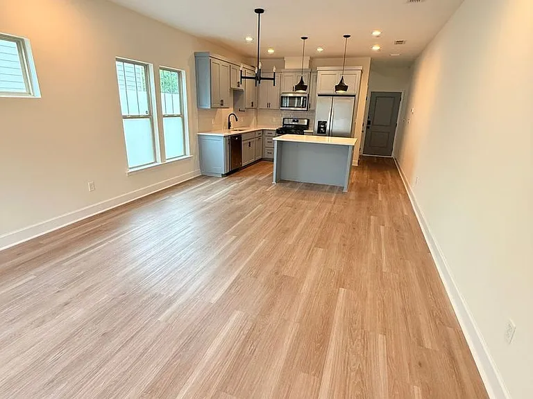 1327 N. Bronough St. — Photo 13