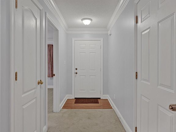 4th image of 722 Greensboro Way