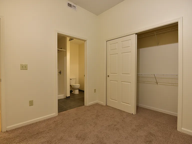 320 S Dunn — Photo 36