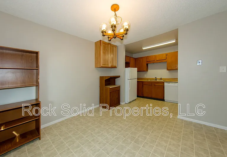 714 Dell Range Blvd #B — Photo 6