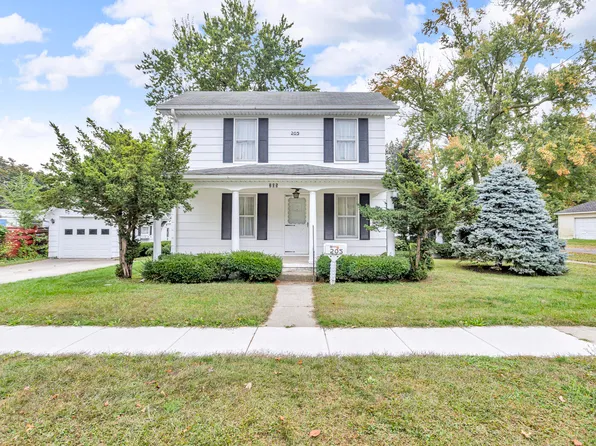 205 E Chestnut St, Morenci, MI 49256