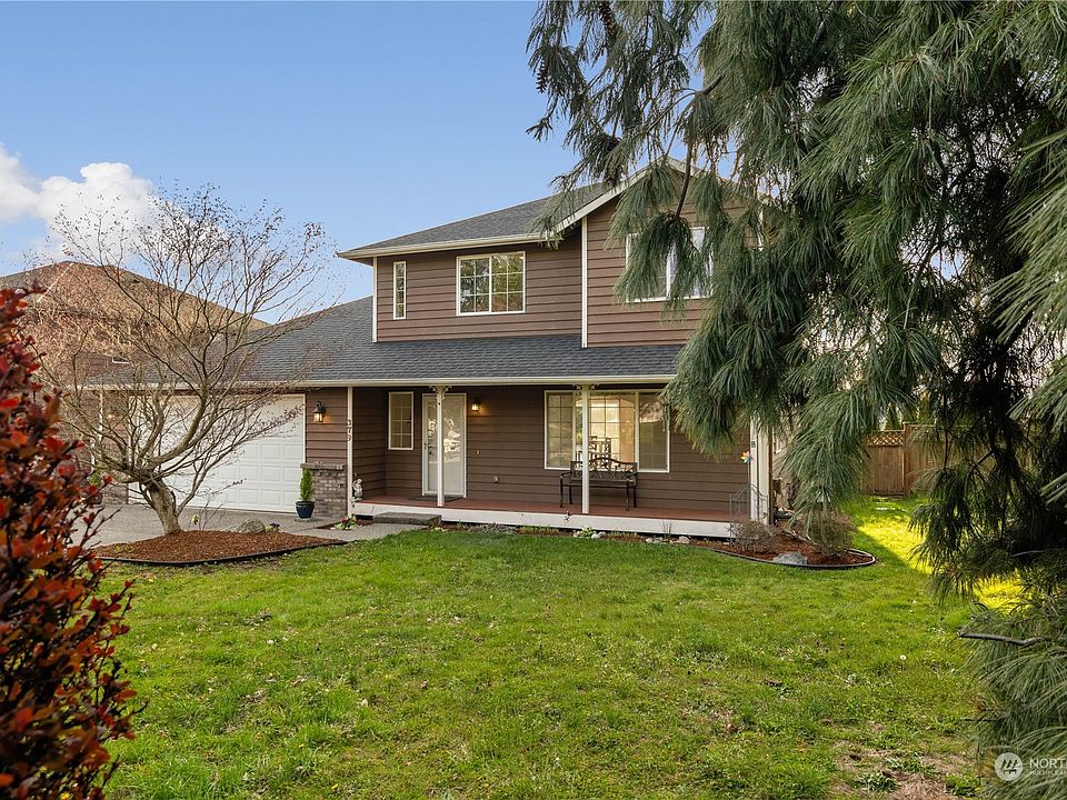 1st image of 379 Burke Drive