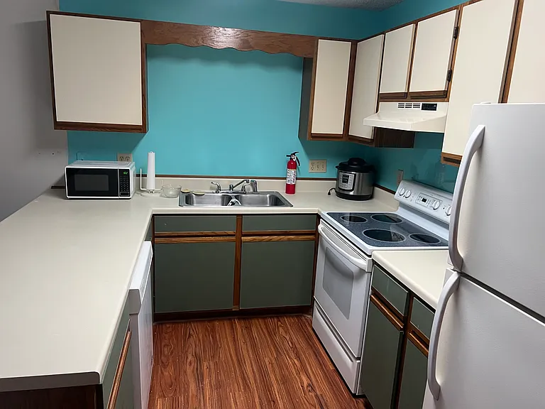 3700 Golf Colony Ln #25-M — Photo 2