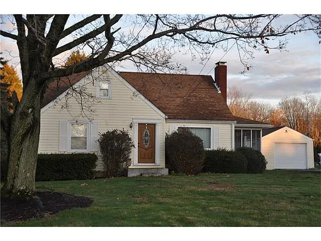140 Clearview St photo 1