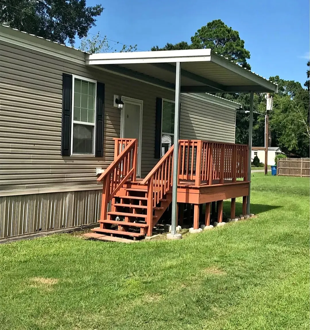 3 bed, 1280 sqft, $1,450 — Photo 1
