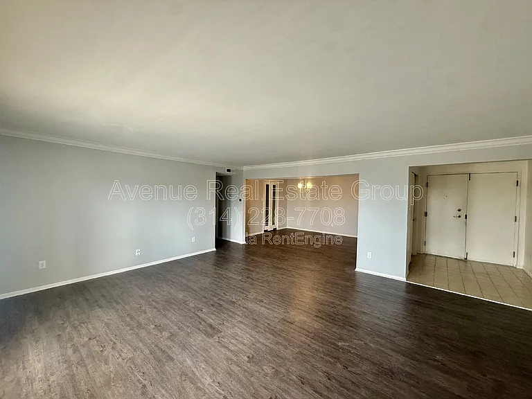 974 Claytonbrook Dr #2D — Photo 7