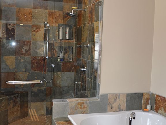 5th image of 798 Nardis Dr