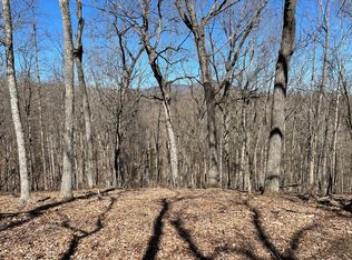Hollow Ln, Lexington, VA 24450