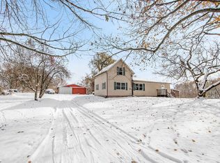 11682 N Sheridan Rd, Edmore, MI 48829