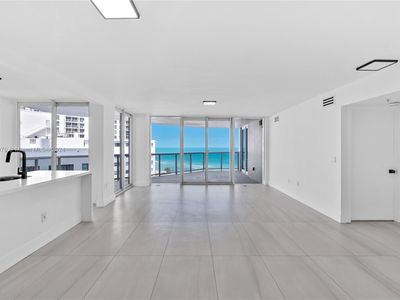 6301 Collins Ave APT 1108, Miami Beach, FL, 33141