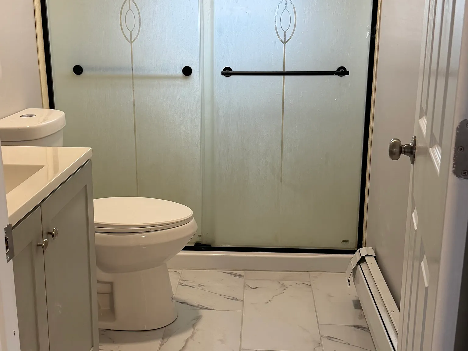 3 bed, 1000 sqft, $2,699 — Photo 3