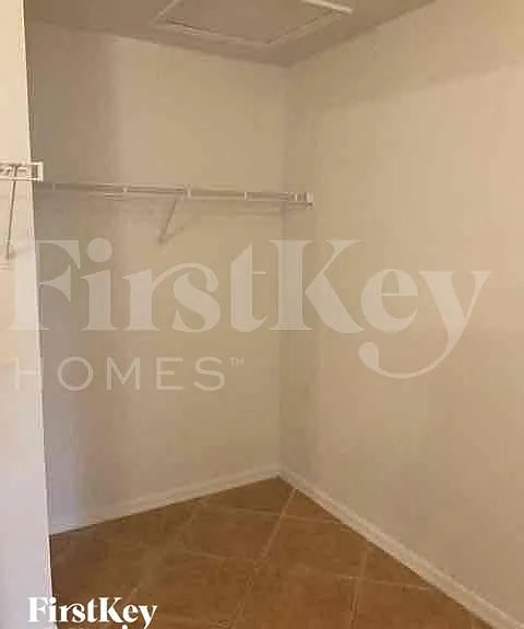 2731 SW 2nd Ln — Photo 14