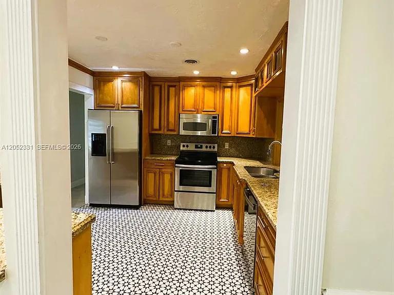 8870 SW 86th St — Photo 20