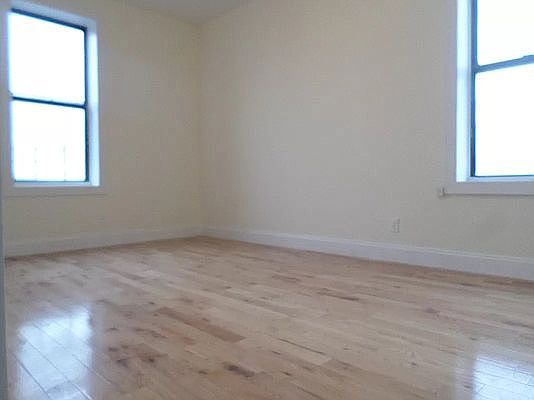 5th image of 3706 Warren St APT 2D