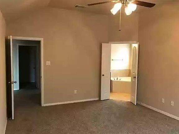 3rd image of 209 Welch Dr