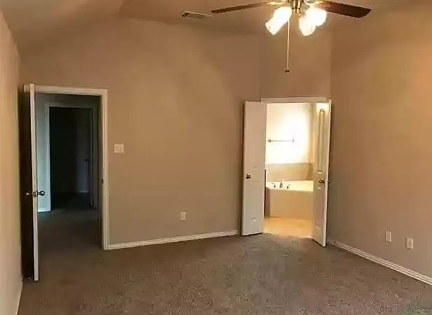 209 Welch Dr — Photo 3