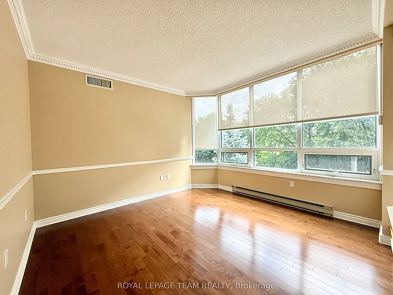 1480 Riverside Dr #205 — Photo 9
