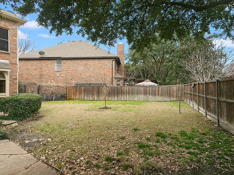 3777 Meadowcreek Cir — Photo 26