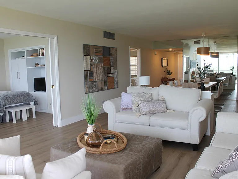 3520 Oaks Way #607 — Photo 5