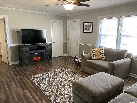 3rd image of 251 Sugg Dr