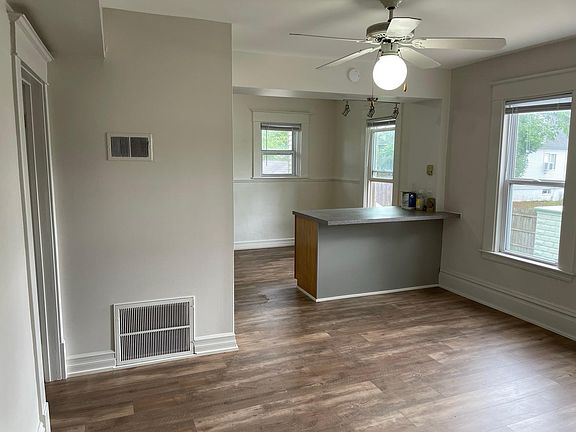 5th image of 1744 Monroe Ave NW #2