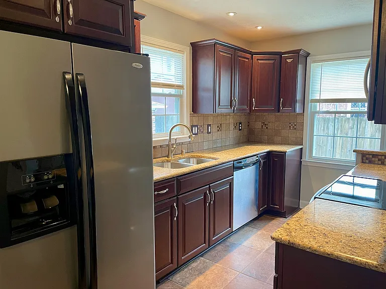 9019 Brandywyne Dr — Photo 10