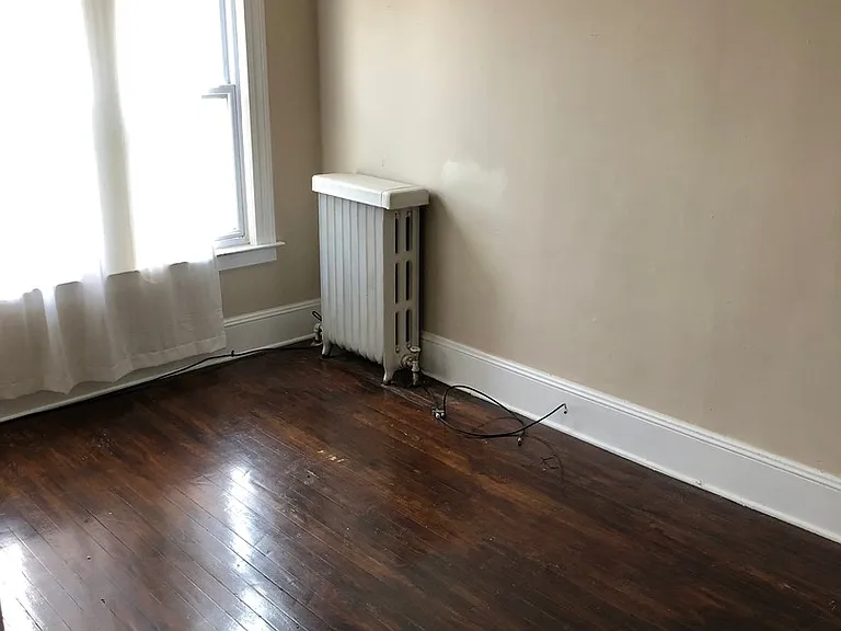 45-47 Maplewood Ave — Photo 6
