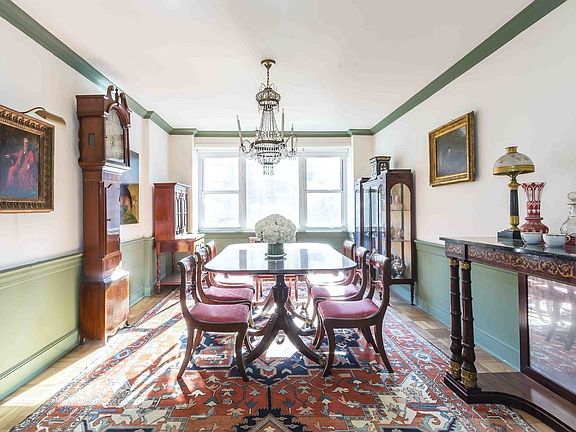 4th image of 955 Madison Ave #8C