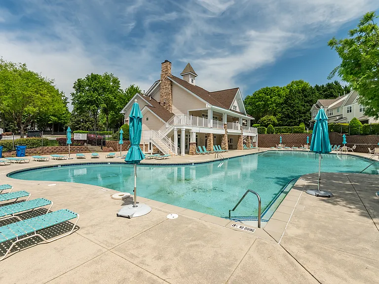 6071 Viking Dr — Photo 26