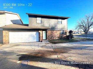 8300 NW 10th St APT 22, Oklahoma City, OK 73127