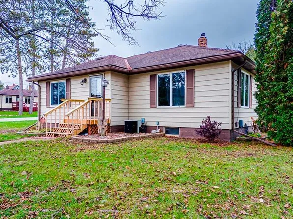 731 Morgan St, Calumet, MN 55716