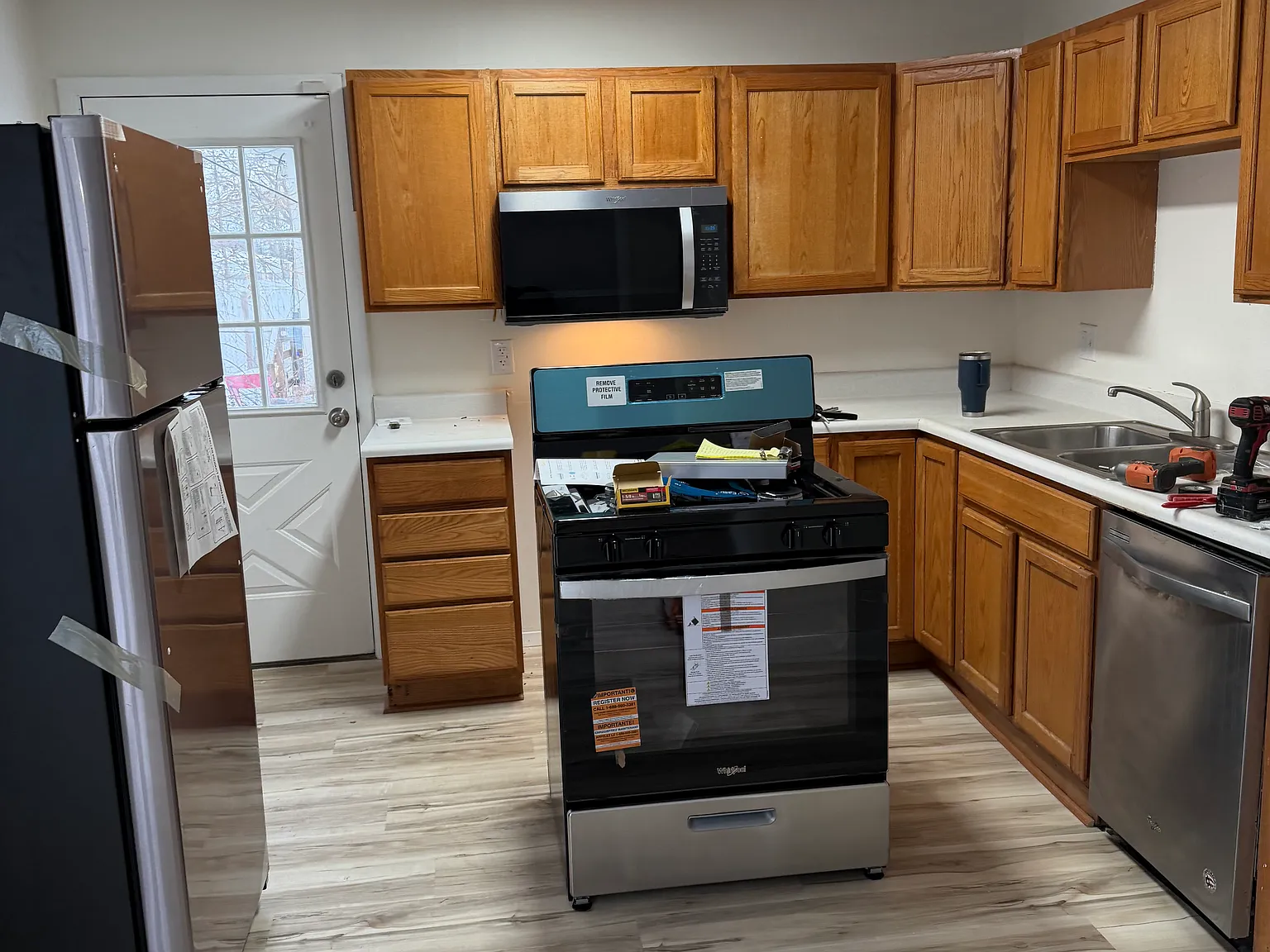 4 bed, 1.5 bath, 1528 sqft, $1,950 — Photo 2