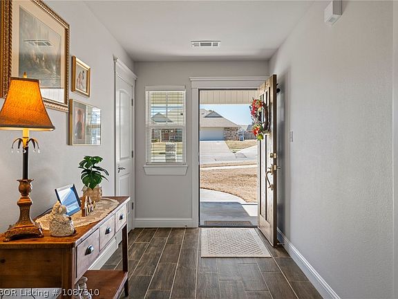 5th image of 415 Kyla Marie Ct