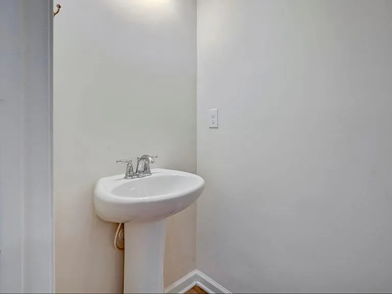 1139 Fairway Ln #1139 — Photo 8